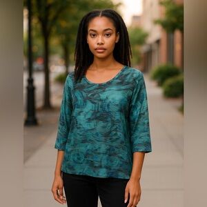 COLDWATER CREEK women's top pleated stretch waves size small/8 blues embossed